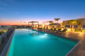 Elegant 2BR Apartments in The Heart Of Playa Cinema KidsZone 2 Pools